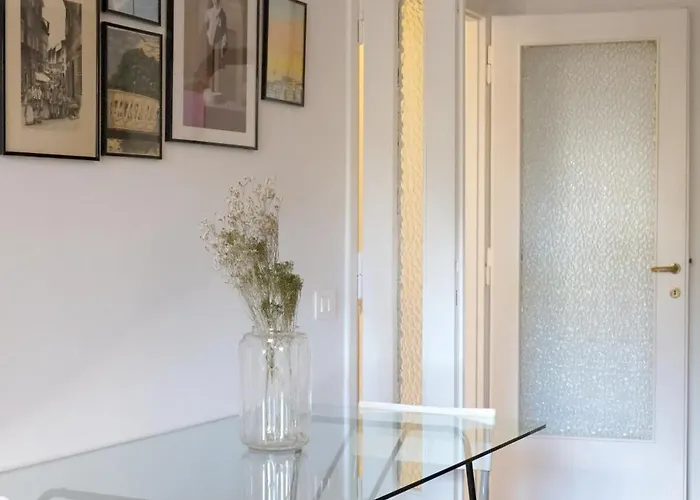 Apartamento Bright With Balcony Near Centre & Metro