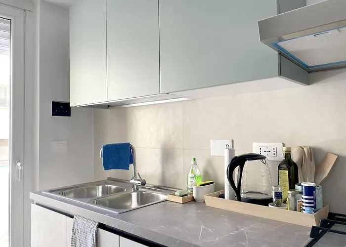 Apartman Bright With Balcony Near Centre & Metro *
